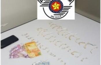 PM apreende armas e drogas na região: