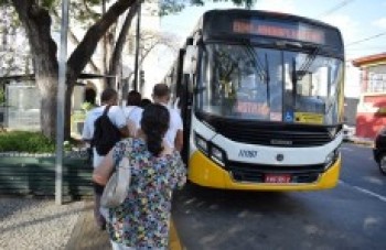 Mogi transporta quase mil passageiros a mais no 1º dia