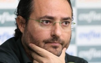 dirigente do PALMEIRAS FAZ elogiO AO rival