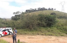 Suspeito morre em tiroteio com a PM