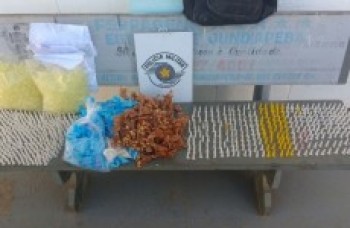 homem é detido com drogas em Jundiapeba:
