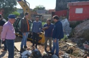Córrego Paredão passa por obras estruturais