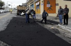Prefeitura utiliza mais de 200 toneladas de material em tapa buracos