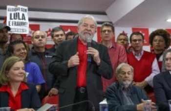 Sérgio Moro determina e BC bloqueia R$ 606 mil de Lula