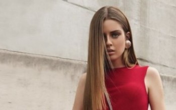 Saias e vestidos com jeans skinny vão ser tendência durante o verão