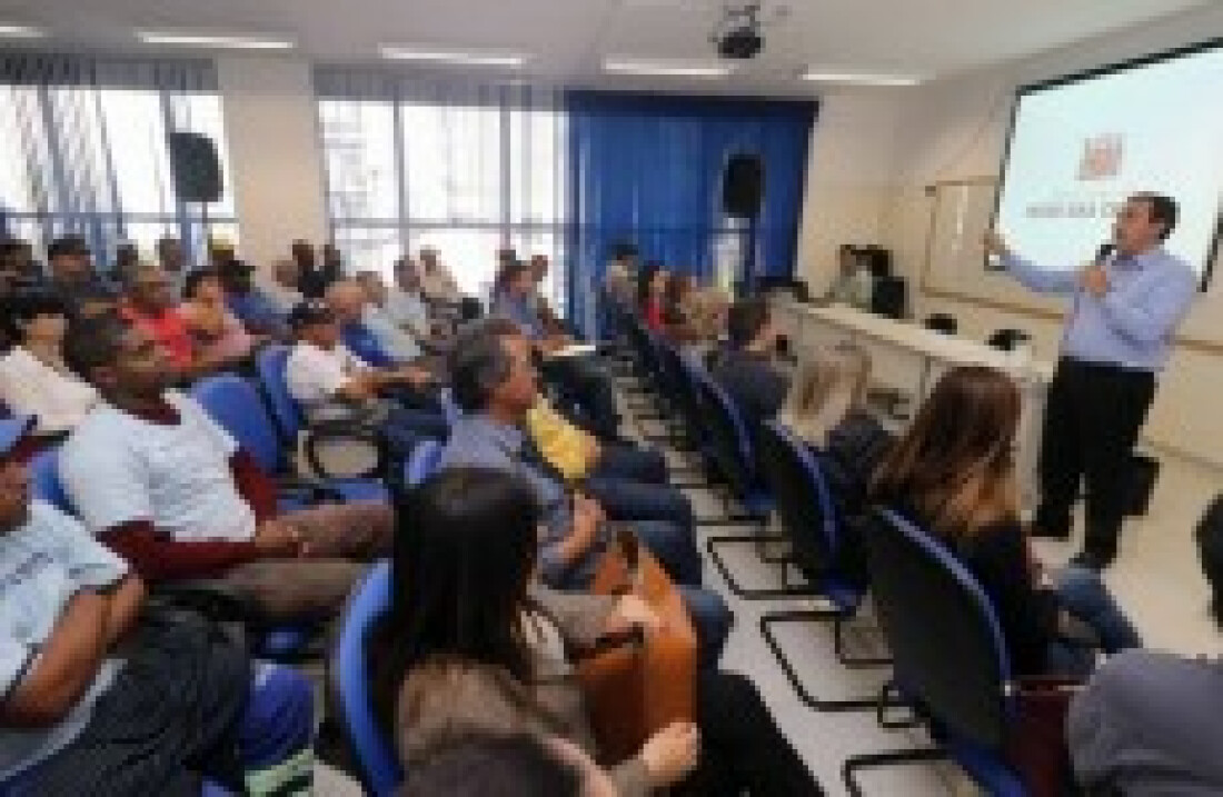 Servidores poderão retomar estudos e concluir formação