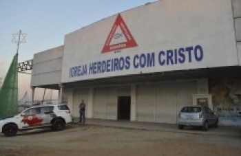 PM de Suzano encontra bingo em prédio de igreja: