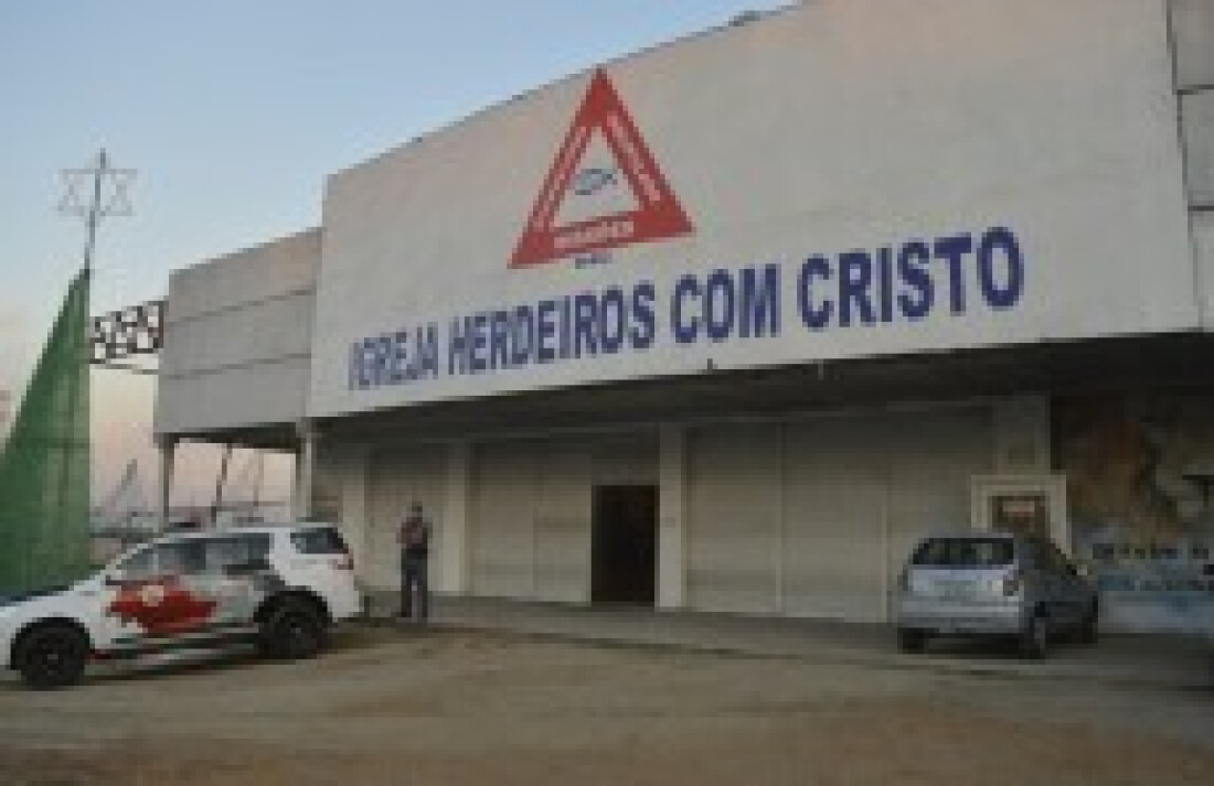 PM de Suzano encontra bingo em prédio de igreja: