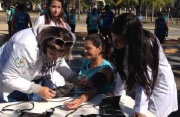 Curso de Farmácia da UMC recebe nota máxima do MEC