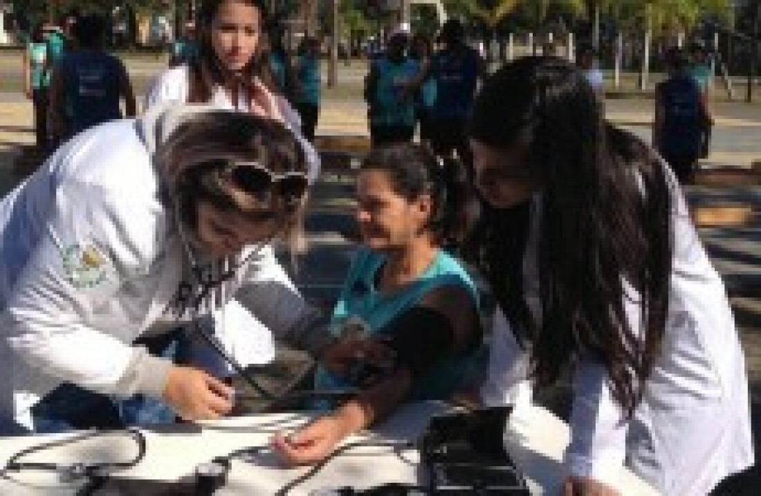 Curso de Farmácia da UMC recebe nota máxima do MEC