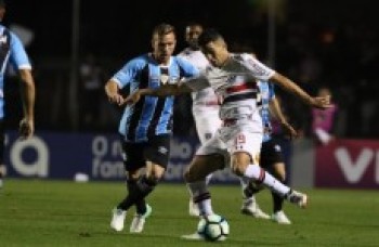 São Paulo empata com o Grêmio no Morumbi