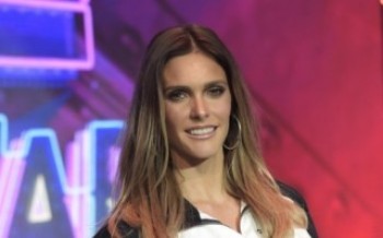 Fernanda Lima brilha como apresentadora
