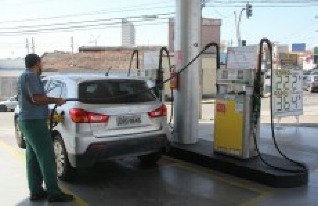Liminar suspende aumento nos preços dos combustíveis