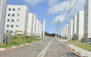 Famílias do Manacá assinam contratos com a Caixa hoje