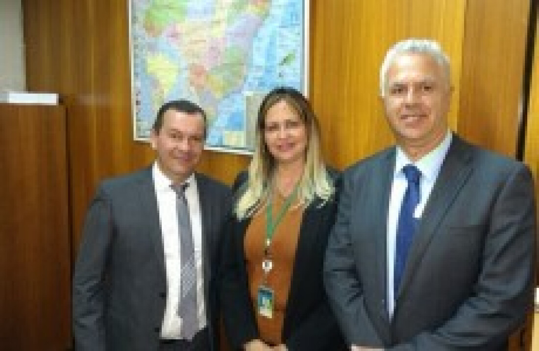 Prefeito de Biritiba pede recursos para Agricultura