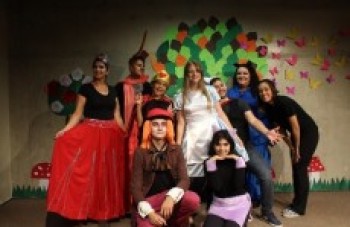 Estação Literária recebe 'O Mundo Mágico de Oz'