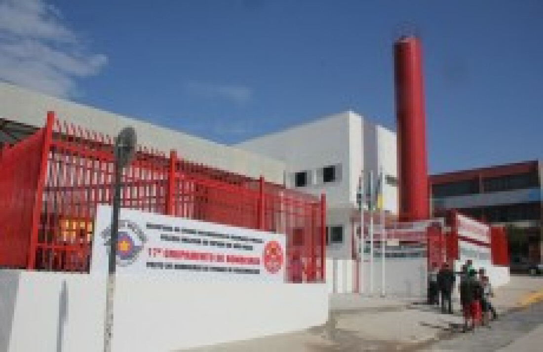 Posto dos Bombeiros reabre