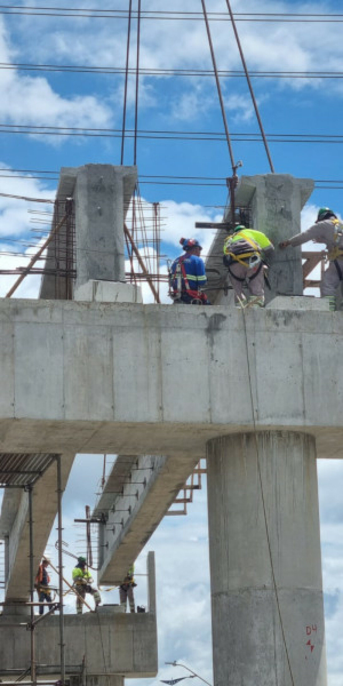 Obras do novo viaduto avançam