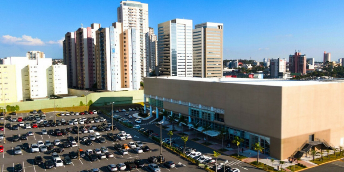 Condemat está recebendo doações de água mineral