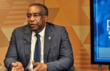 Carlos Decotelli assume Ministério da Educação