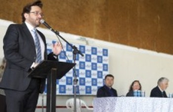 Entrega dos kits escolares ocorrerá ainda neste mês