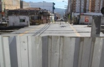 Lojistas vão protestar contra fechamento na rua Deodato