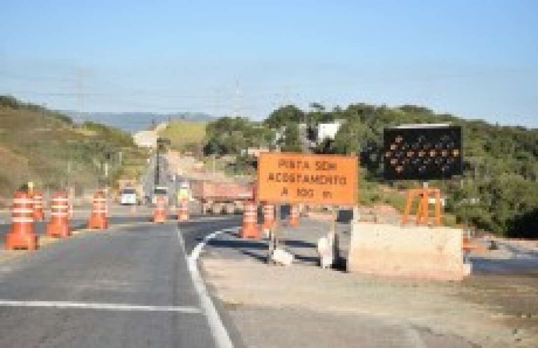 Início da SP-88, sentido Mogi, passa por intensa modificação