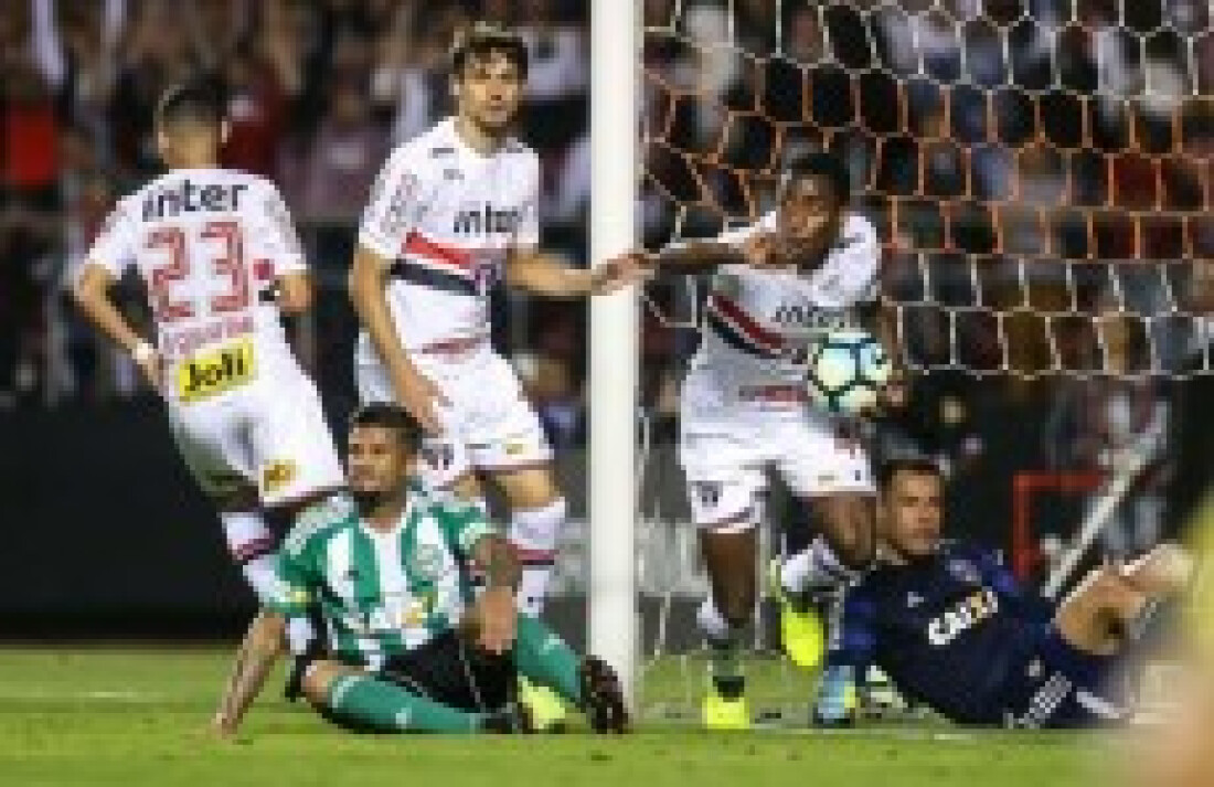 Torcida bate recorde, mas Tricolor perde e fica no Z4