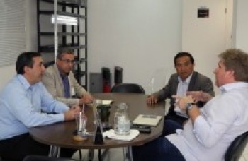 Marcus Melo visita Vult e destaca bom posicionamento da empresa