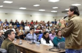 Audiência faz debate sobre a crise do ISS