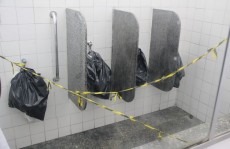 Falta de reparos em sanitários é alvo de queixas