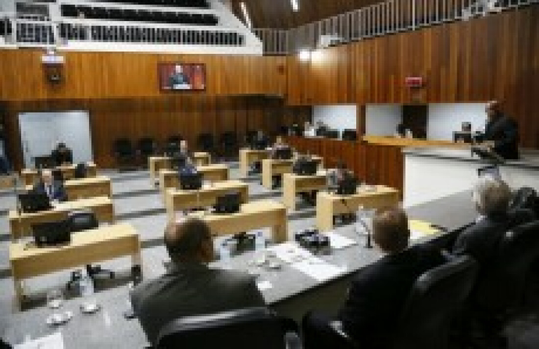 Vereadores cobram obras acessórias na Sacadura