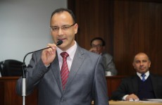 Vereadores pagarão R$ 5 mil por descumprir lei eleitoral