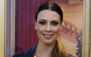 Vilania com um toque de humor