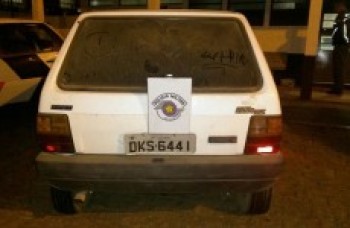 Suspeitos de furtar carros são detidos