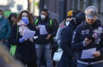 Nações europeias relaxam as restrições e abrem fronteiras