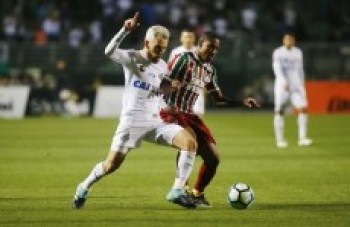 Santos fica no zero contra Fluminense