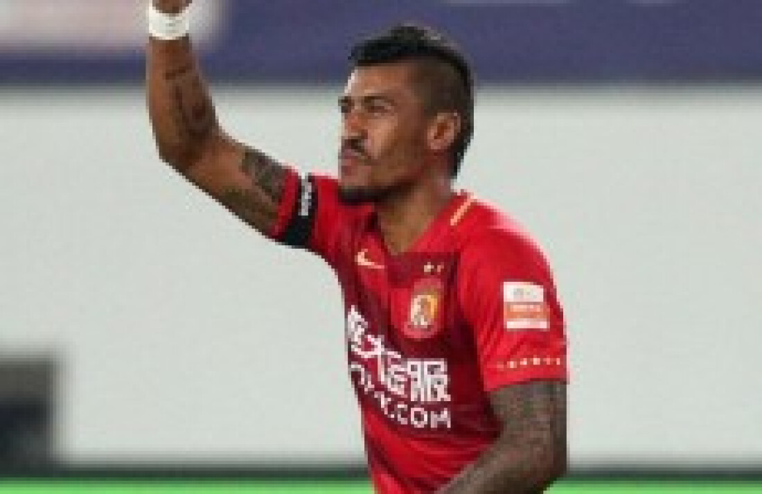 Paulinho é o novo reforço do Barcelona