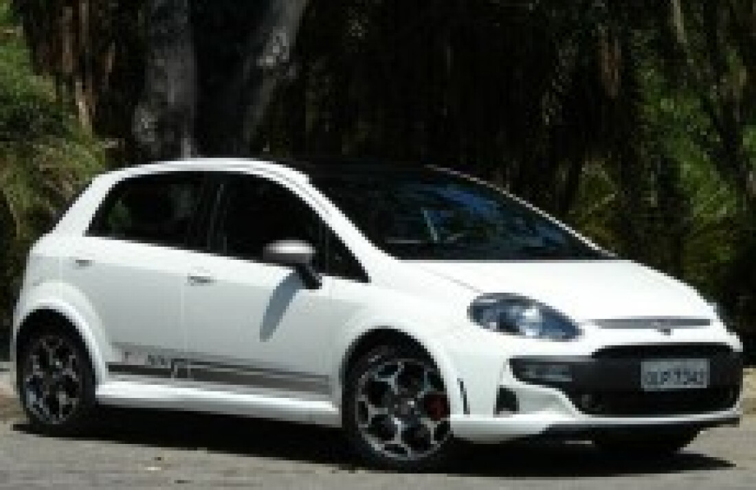 Fiat Punto T-Jet (entre R$ 33 mil/2009 e R$ 60 mil/2014)