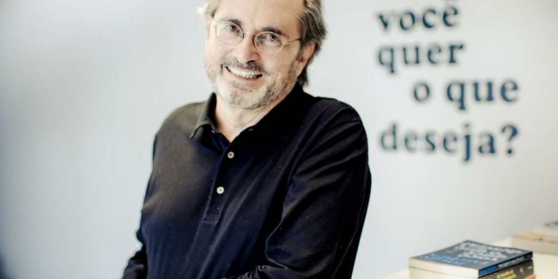 Psicanalista diz que mundo de tsunami digital requer nova educação