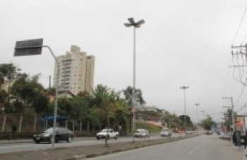 Falta de iluminação dura mais de 30 dias em diversos pontos