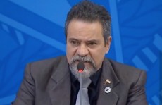 Saúde recua e divulga boletim às 18 horas