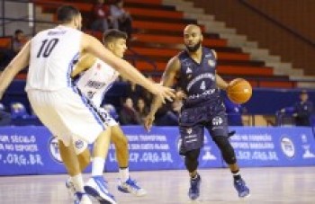 Mogi bate Pinheiros fora de casa e vence 3ª seguida