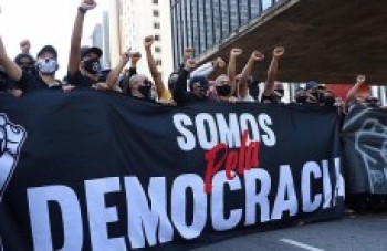 Organizadas têm histórico na política