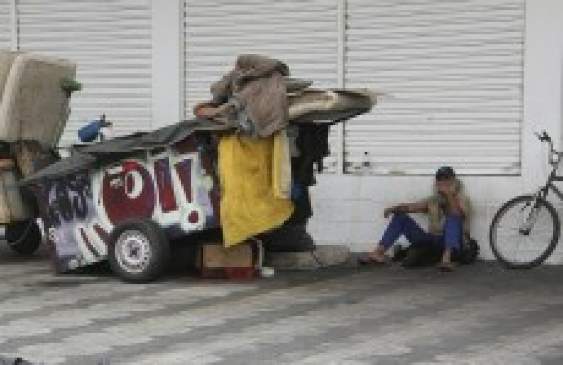 'Remover sem-tetos das ruas é enxugar gelo', diz secretário