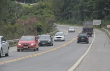 Deputados pedem recursos para rodovia Mogi-Bertioga