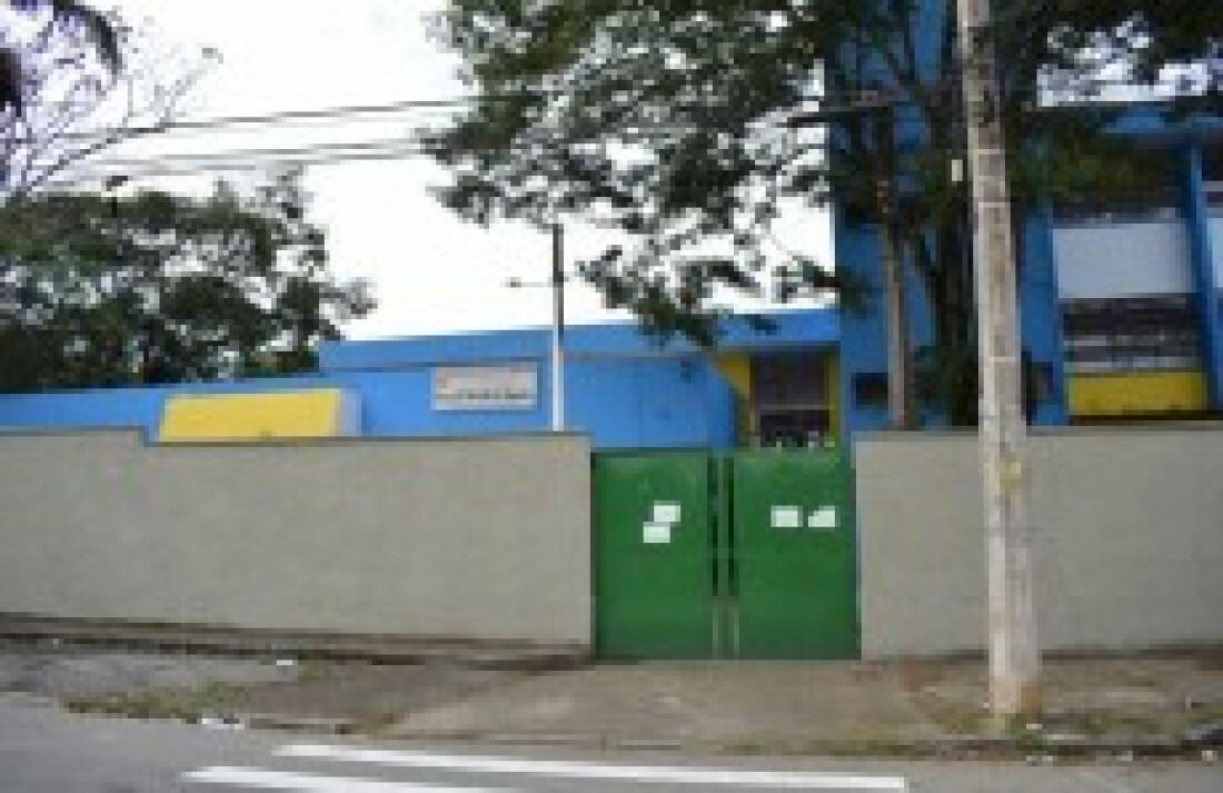 Cresce o número de estudantes transferidos para a rede pública