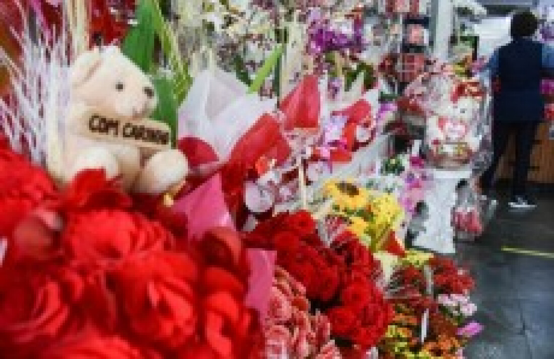 Dia dos Namorados tem campanha virtual da ACMC