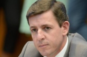 ABC mantém pressão em Doria