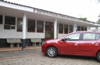 Desempregado é preso acusado de bater na mãe